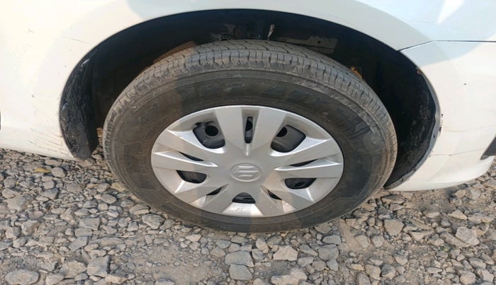 2014 Maruti Swift Dzire VXI, Petrol, Manual, 1,48,893 km, tyre