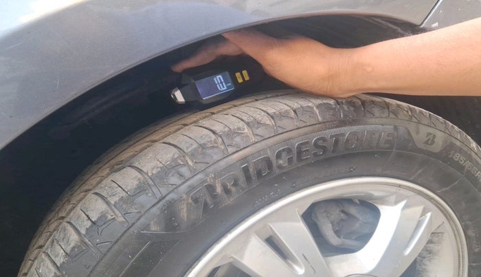 2011 Hyundai i20 ASTA 1.2, Petrol, Manual, 94,683 km, tyre