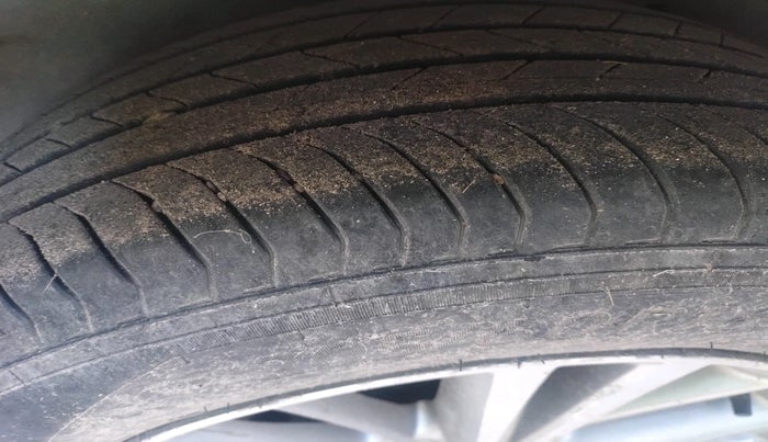 2016 Toyota Corolla Altis VL CVT PETROL, Petrol, Automatic, 90,000 km, tyre