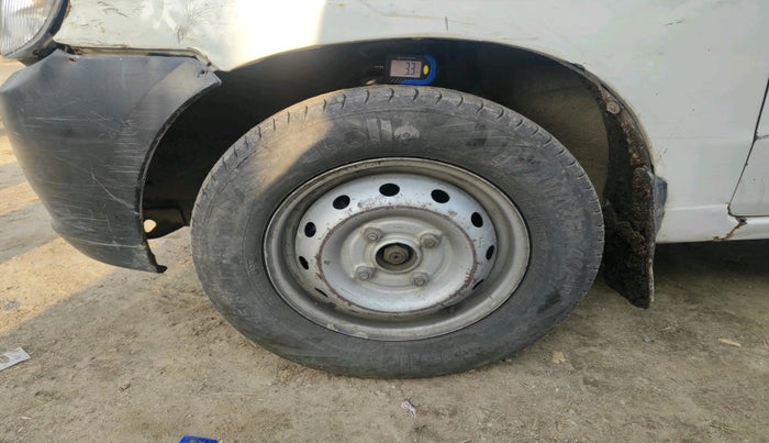 2011 Maruti Alto LXI, Petrol, Manual, 85,355 km, tyre