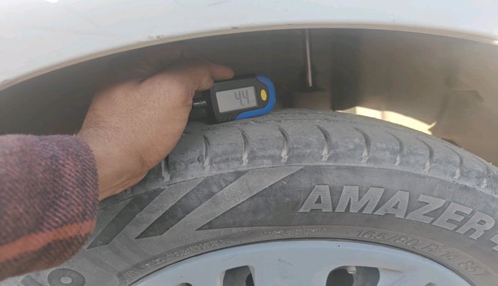 2013 Maruti Swift Dzire VXI, Petrol, Manual, 98,504 km, tyre