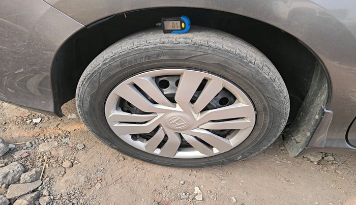 2014 Honda City 1.5L I-VTEC SV, Petrol, Manual, 90,127 km, tyre