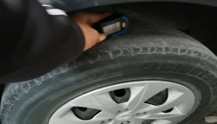 2018 Hyundai Elite i20 MAGNA EXECUTIVE 1.2, Petrol, Manual, 79,190 km, tyre