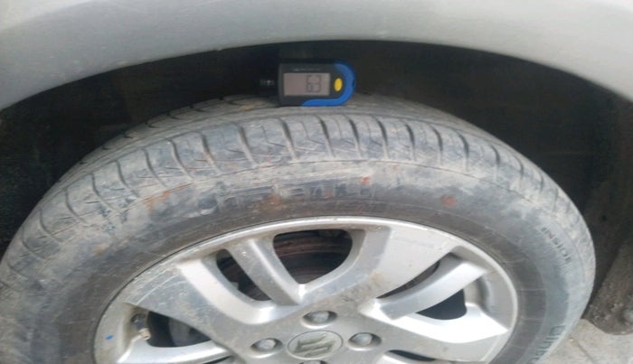 2014 Maruti Swift Dzire ZXI, Petrol, Manual, 1,78,355 km, tyre