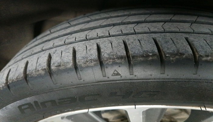 2019 Maruti Ciaz ALPHA 1.5 SHVS PETROL, Petrol, Manual, 23,300 km, tyre