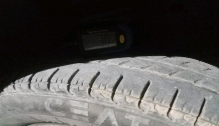 2015 Maruti Wagon R 1.0 LXI, Petrol, Manual, 91,043 km, tyre