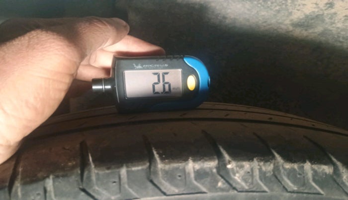 2016 Maruti Ciaz VDI+ SHVS, Diesel, Manual, 1,80,762 km, tyre