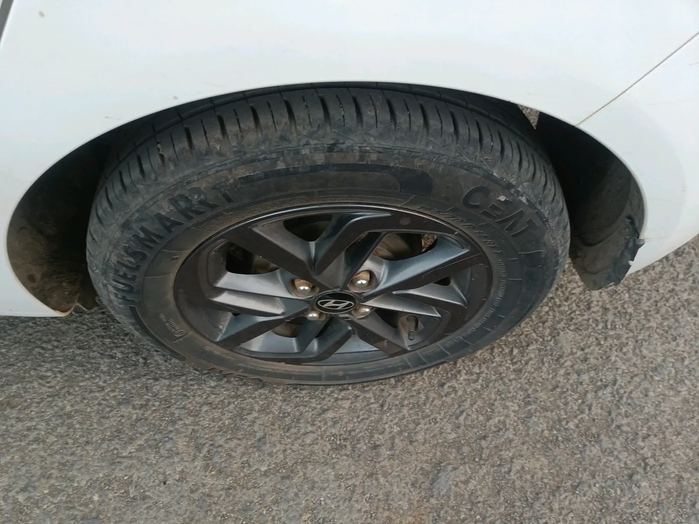 2021 Hyundai GRAND I10 NIOS SPORTZ 1.2 KAPPA VTVT CNG, CNG, Manual, 56,208 km, tyre