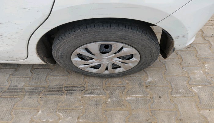 2021 Maruti Swift VXI, Petrol, Manual, 94,067 km, tyre