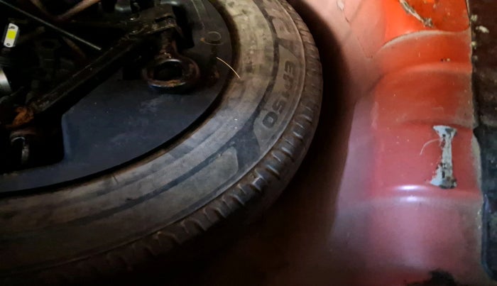 2012 Hyundai i10 MAGNA 1.2, Petrol, Manual, 1,16,504 km, tyre