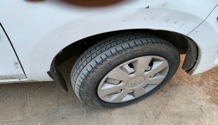 2016 Maruti Alto K10 LXI (O), Petrol, Manual, 95,603 km, tyre