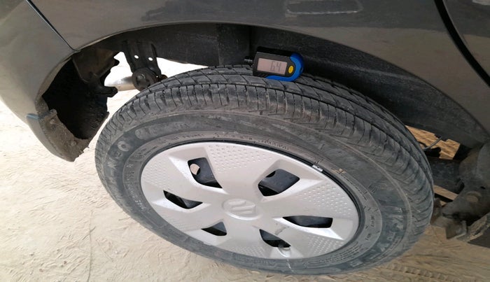 2023 Maruti Alto K10 VXI, Petrol, Manual, 40,221 km, tyre