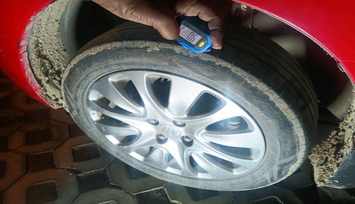 2016 Maruti Baleno ZETA PETROL 1.2, Petrol, Manual, 59,391 km, tyre