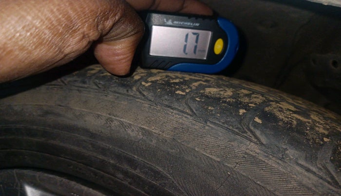 2015 Honda City 1.5L I-VTEC V MT, Petrol, Manual, 1,31,581 km, tyre