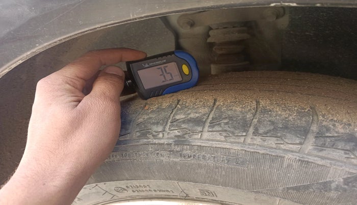 2017 Hyundai Creta SX PLUS AT 1.6 DIESEL, Diesel, Automatic, 1,44,233 km, tyre