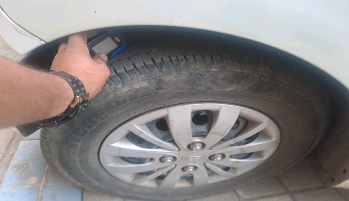 2013 Hyundai i10 MAGNA 1.2, Petrol, Manual, 92,889 km, tyre