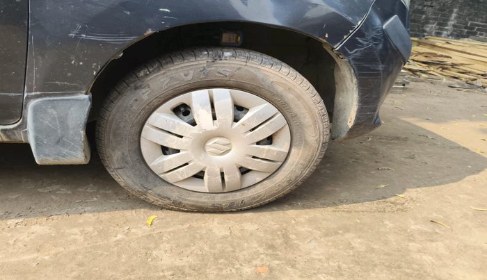 2012 Maruti Alto 800 LXI, Petrol, Manual, 28,705 km, tyre