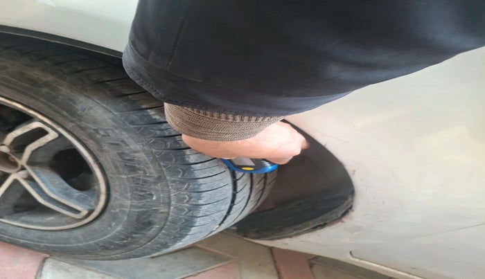 2012 Maruti Ritz VDI, Diesel, Manual, 1,43,855 km, tyre