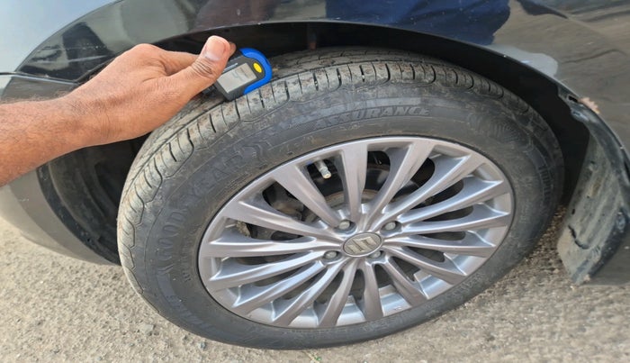 2017 Maruti Ciaz ALPHA 1.4 PETROL, CNG, Manual, 86,448 km, tyre