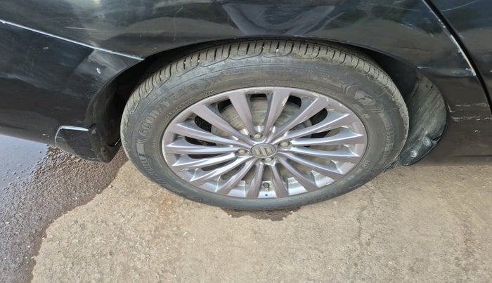 2017 Maruti Ciaz ALPHA 1.4 PETROL, CNG, Manual, 86,448 km, tyre