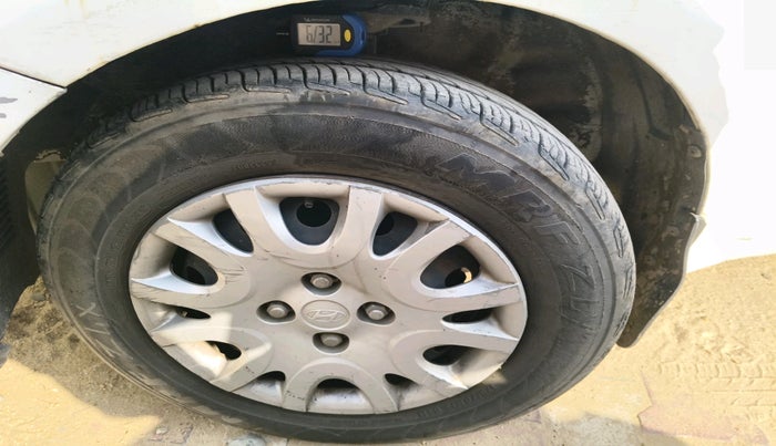 2011 Hyundai i20 MAGNA 1.2, Petrol, Manual, 69,591 km, tyre