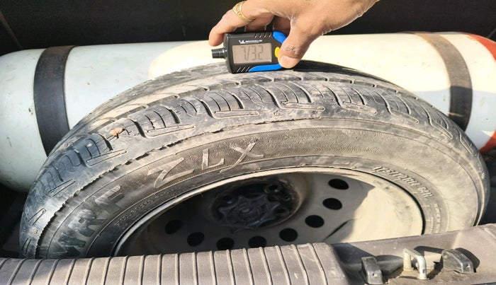 2011 Hyundai i20 MAGNA 1.2, Petrol, Manual, 69,591 km, tyre