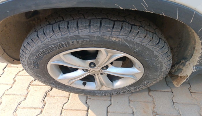 2020 Tata Harrier XZ 2.0L, Diesel, Manual, 1,13,218 km, tyre