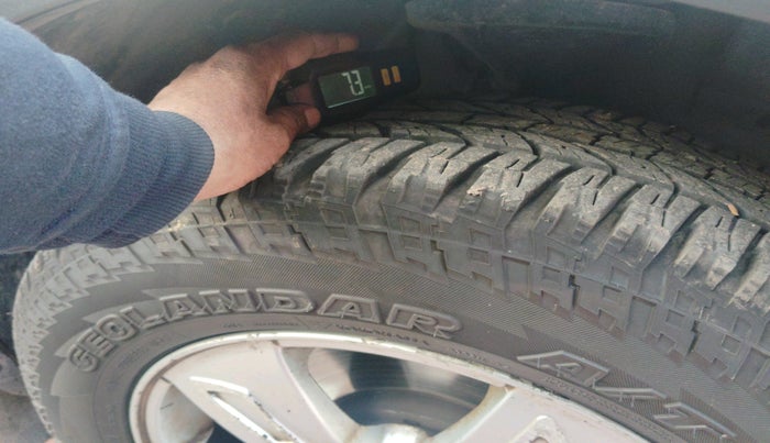 2012 Mahindra XUV500 W8, Diesel, Manual, 1,80,586 km, tyre