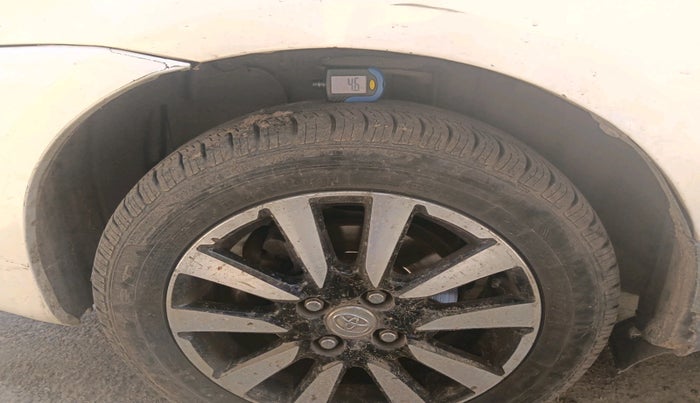 2016 Toyota Etios Liva V, Petrol, Manual, 81,418 km, tyre