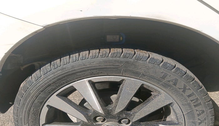 2016 Toyota Etios Liva V, Petrol, Manual, 81,418 km, tyre