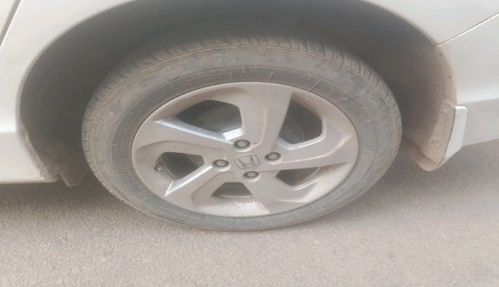 2015 Honda City 1.5L I-VTEC VX, Petrol, Manual, 79,379 km, tyre