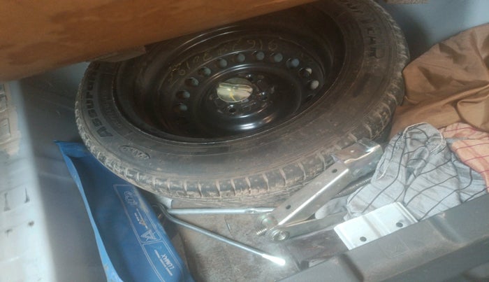 2015 Honda City 1.5L I-VTEC VX, Petrol, Manual, 79,379 km, tyre