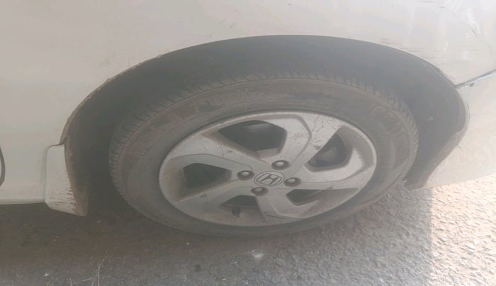 2015 Honda City 1.5L I-VTEC VX, Petrol, Manual, 79,379 km, tyre