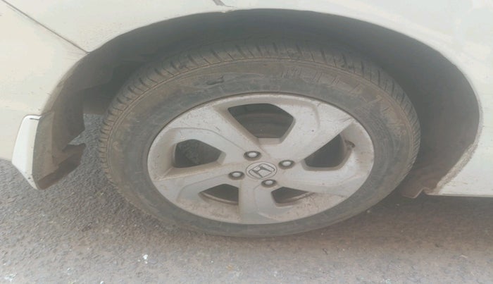 2015 Honda City 1.5L I-VTEC VX, Petrol, Manual, 79,379 km, tyre