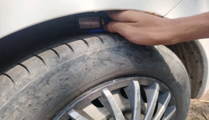 2015 Hyundai Eon D-LITE+, Petrol, Manual, 84,569 km, tyre