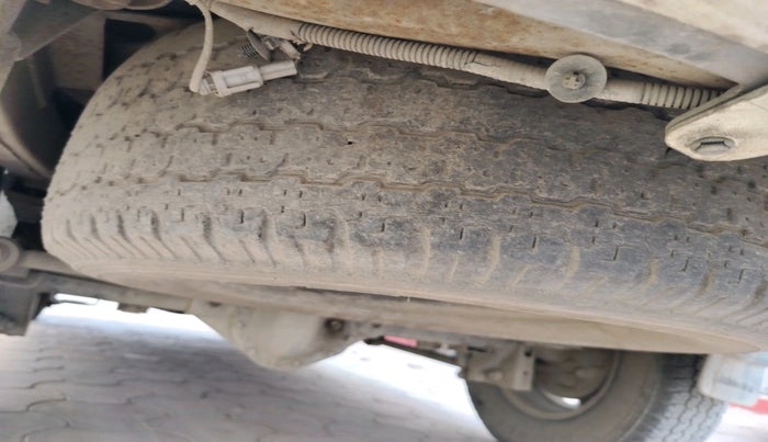 2011 Mahindra Scorpio VLX 2WD AIRBAG, Diesel, Manual, 91,581 km, tyre