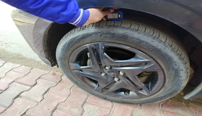 2022 Hyundai NEW I20 SPORTZ 1.2 MT, Petrol, Manual, 13,872 km, tyre