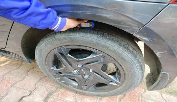 2022 Hyundai NEW I20 SPORTZ 1.2 MT, Petrol, Manual, 13,872 km, tyre