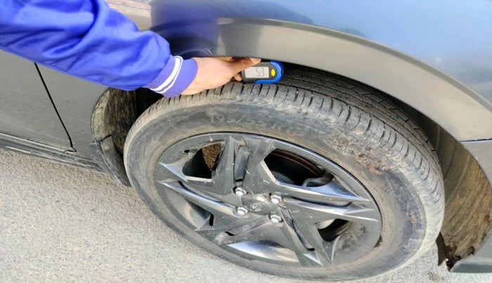 2022 Hyundai NEW I20 SPORTZ 1.2 MT, Petrol, Manual, 13,872 km, tyre