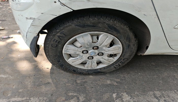 2013 Hyundai i10 SPORTZ 1.2, Petrol, Manual, 80,763 km, tyre