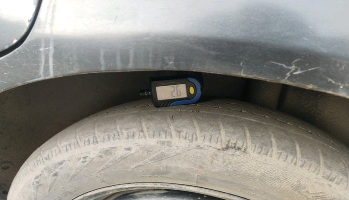 2011 Ford Figo ZXI 1.4 DIESEL, Diesel, Manual, 71,520 km, tyre