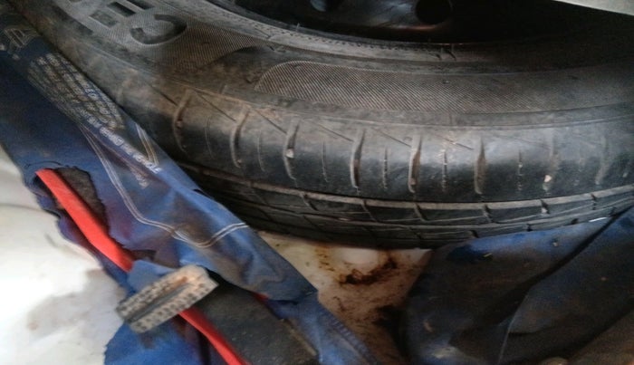 2019 Maruti Alto LXI, Petrol, Manual, 68,964 km, tyre