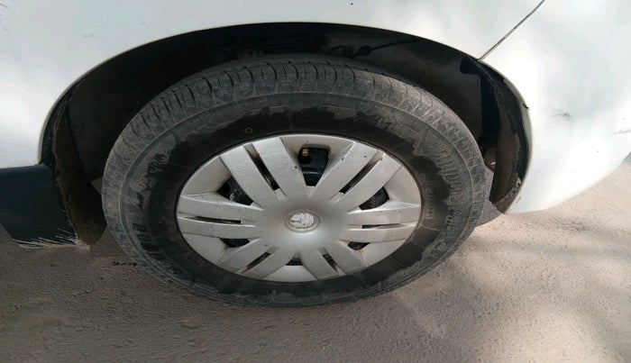 2019 Maruti Alto LXI, Petrol, Manual, 68,964 km, tyre