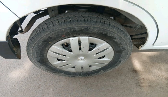 2019 Maruti Alto LXI, Petrol, Manual, 68,964 km, tyre