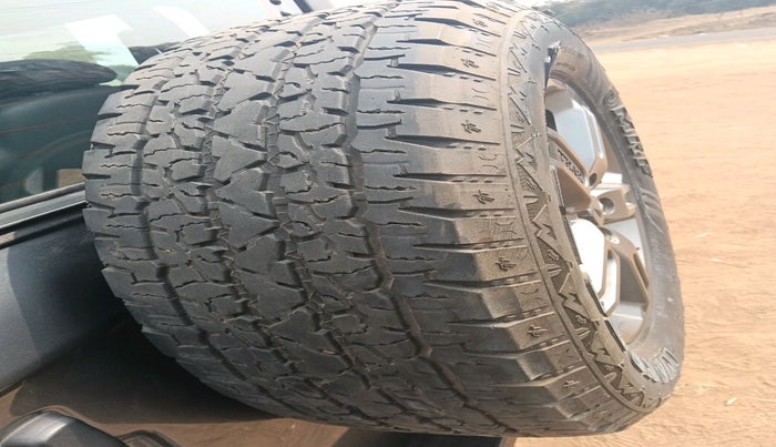 2023 Mahindra Thar LX HARD TOP 4WD MT, Diesel, Manual, 50,012 km, tyre