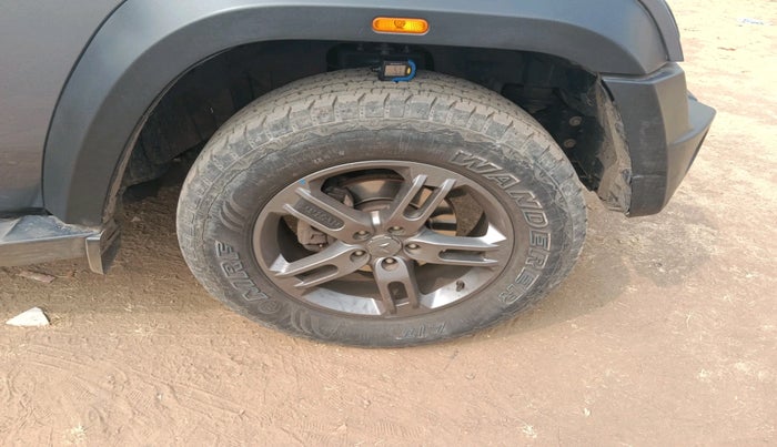 2023 Mahindra Thar LX HARD TOP 4WD MT, Diesel, Manual, 50,012 km, tyre