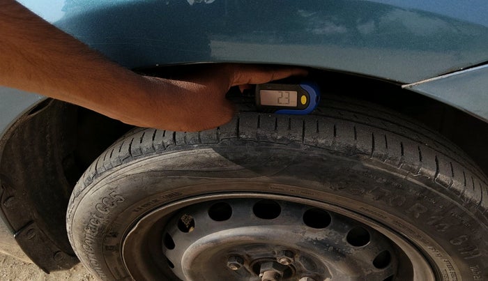 2016 Nissan Micra Active XV SAFETY PACK, Petrol, Manual, 1,02,560 km, tyre