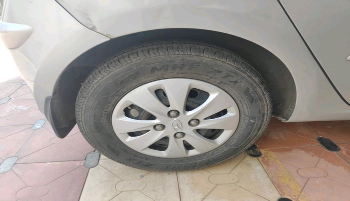 2011 Hyundai i10 SPORTZ 1.2, Petrol, Manual, 63,304 km, tyre