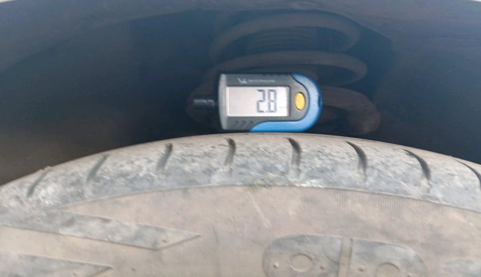 2014 Maruti Ritz VDI, Diesel, Manual, 1,02,891 km, tyre