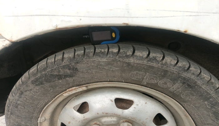 2011 Hyundai Santro Xing GL, Petrol, Manual, 1,82,476 km, tyre